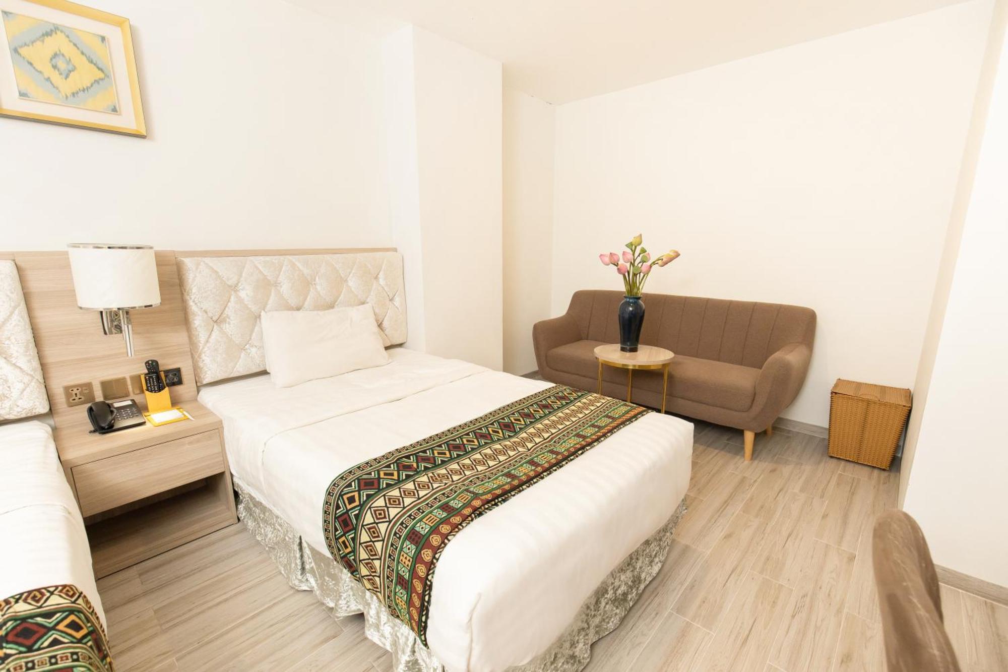 Nicecy Suite Hotel & Spa 胡志明市 外观 照片