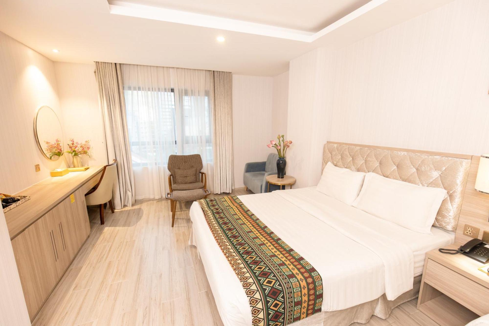 Nicecy Suite Hotel & Spa 胡志明市 外观 照片