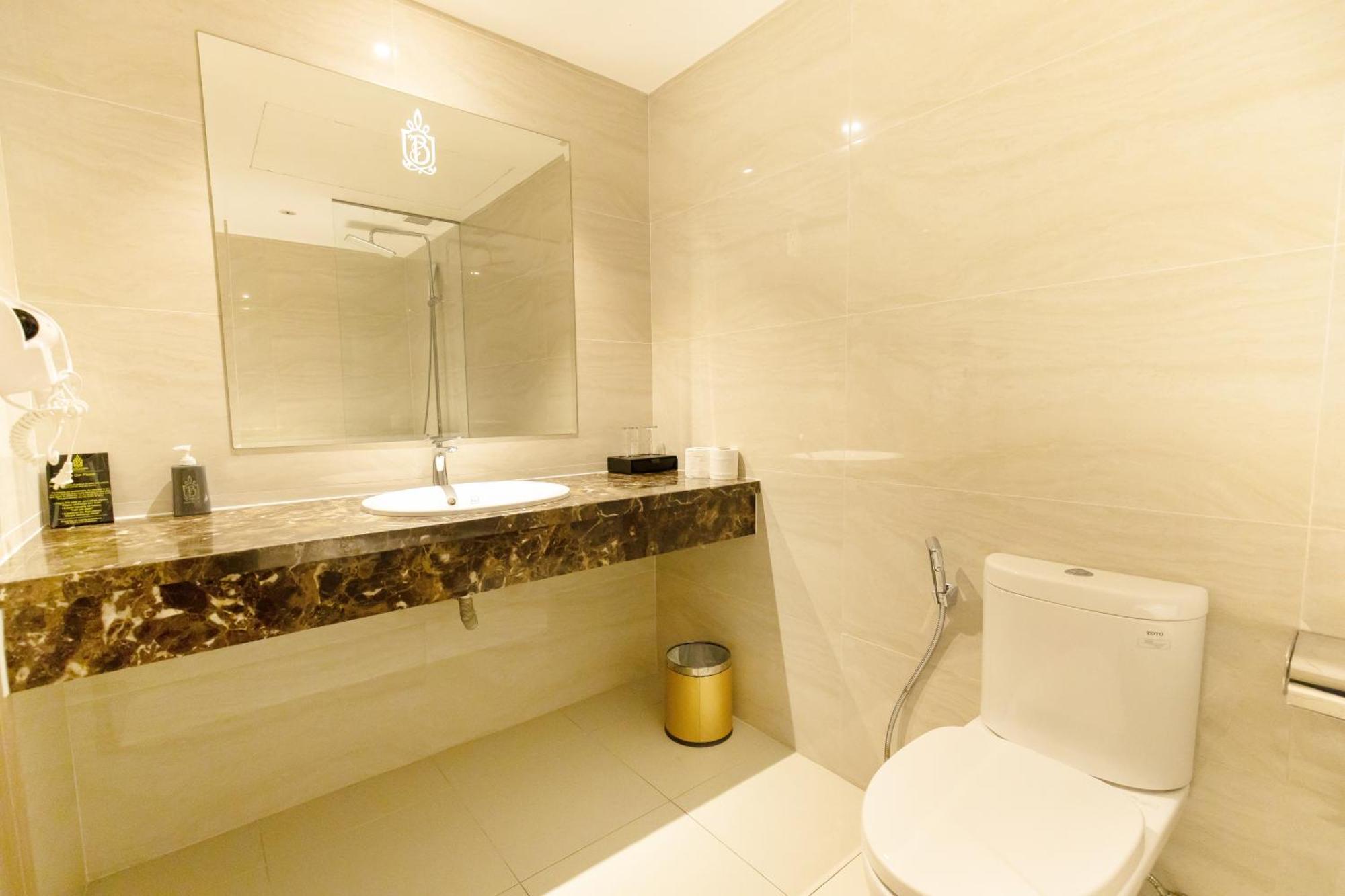 Nicecy Suite Hotel & Spa 胡志明市 外观 照片