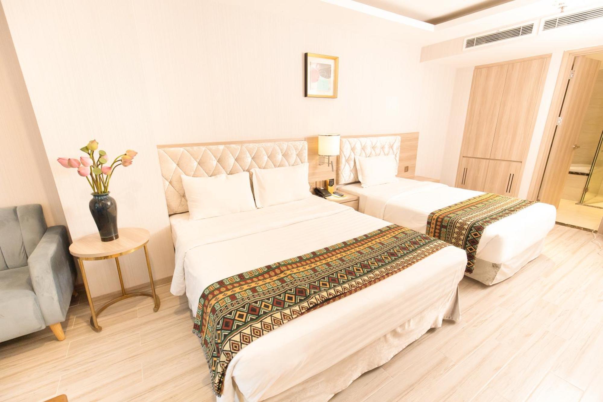 Nicecy Suite Hotel & Spa 胡志明市 外观 照片